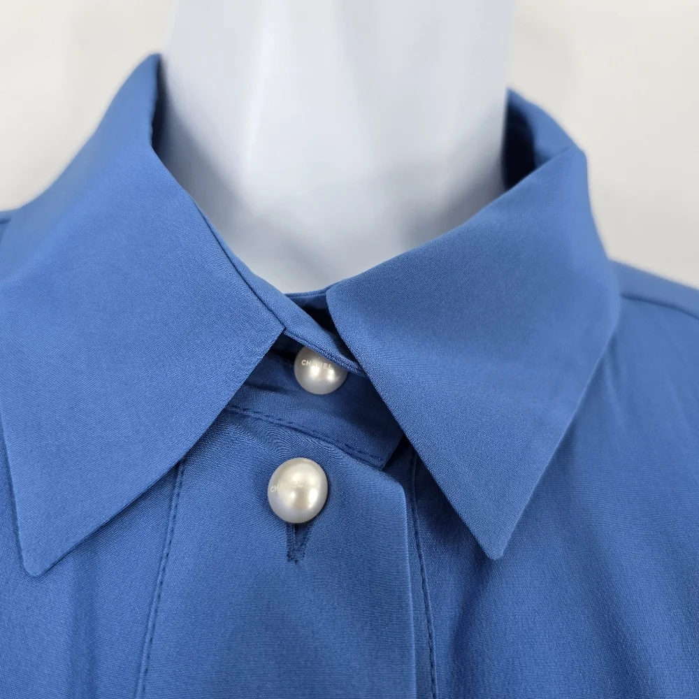 Chanel Blue Pleated Silk Shirt Pearl Buttons Size 46 US 10
